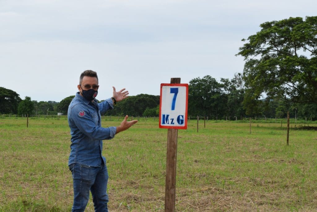 VillasDeSantaRosa-MostrandoLote7-Inabvirtual-NestorAndrade